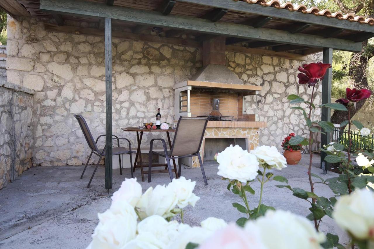 Casa Serenata Pinakokhorion Esterno foto